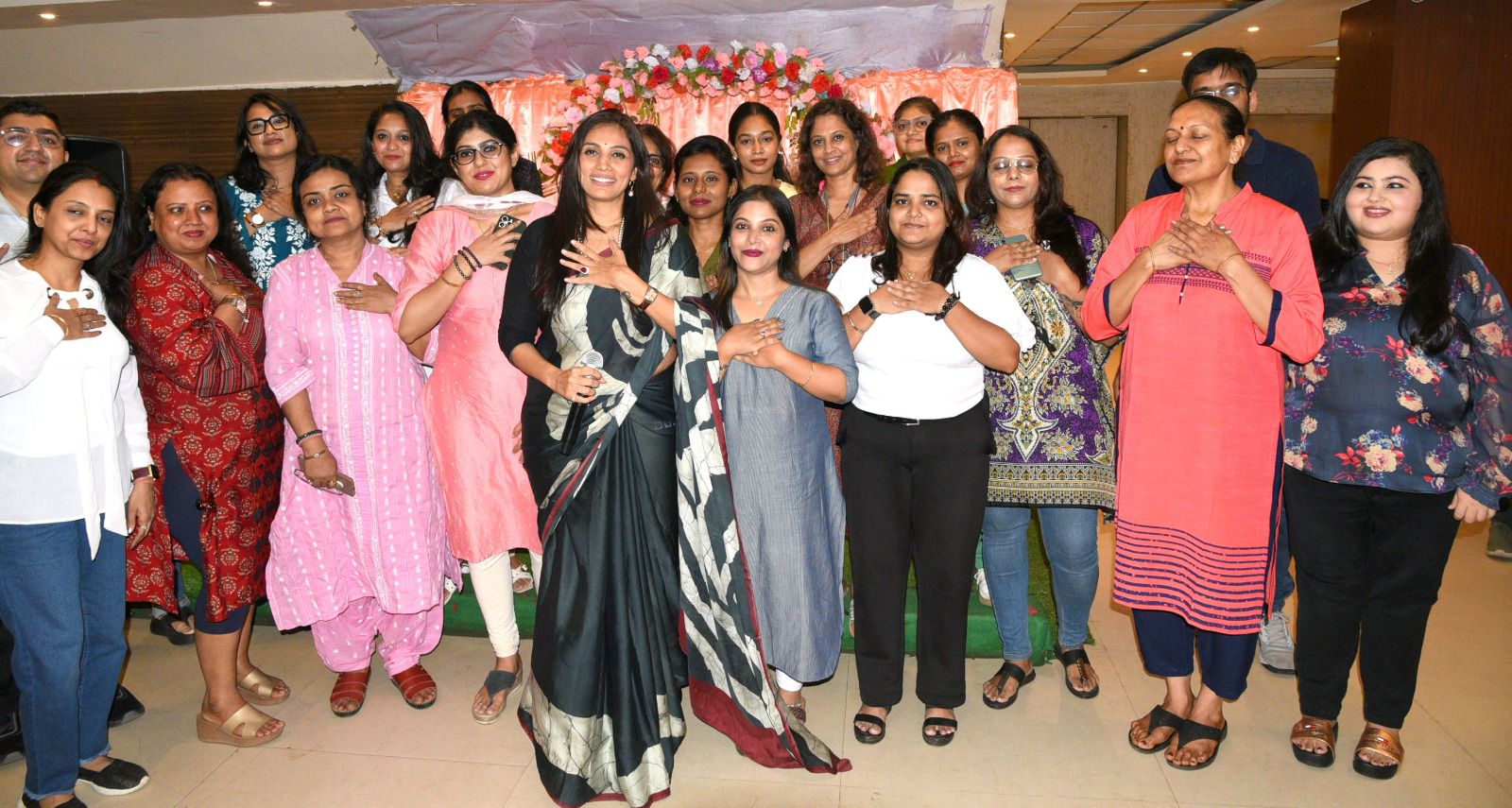 Global Life Coach Kavyal Sedanni Leads Transformative Healing Session in Kolkata