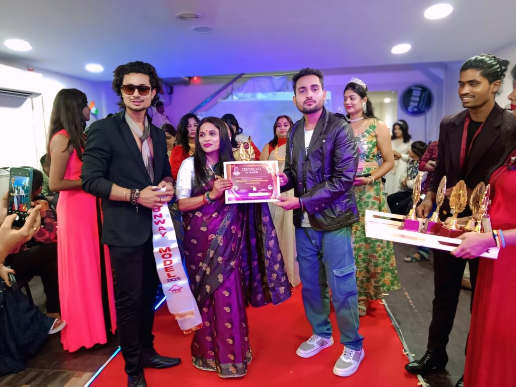 Perfect Fashion Runway Lights Up Kolkata with Glamour, Culture, and Talent