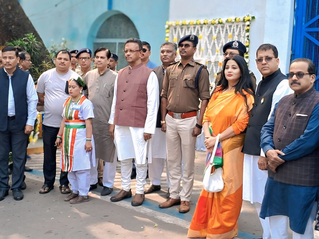 Farhad Hakim Pays Tribute to Mahatma Gandhi on His Martyrdom Anniversary at Presidency Jail