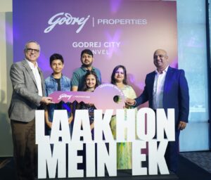 Godrej Properties Gifts Free Home to Navi Mumbai Family to Mark 1,00,000 Home Sales Milestone