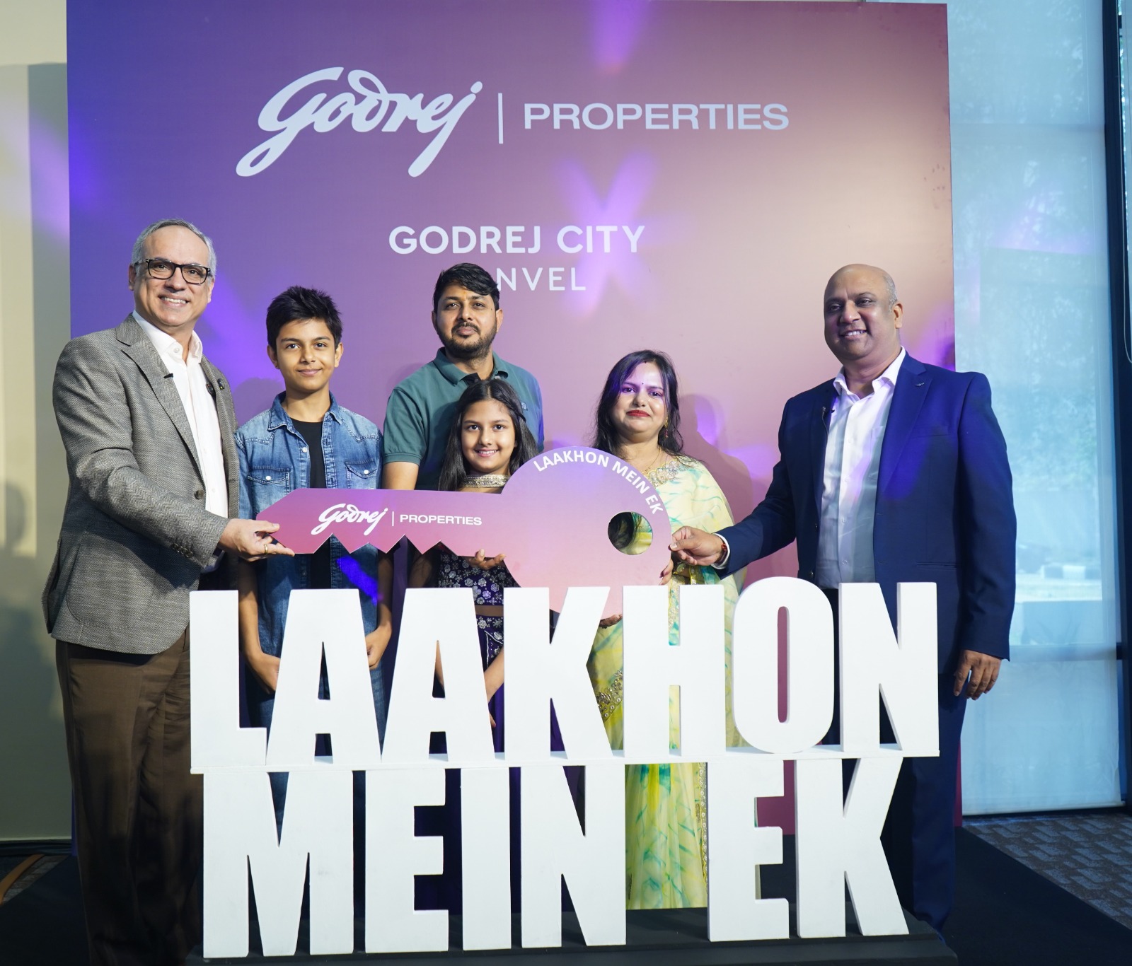 Godrej Properties Gifts Free Home to Navi Mumbai Family to Mark 1,00,000 Home Sales Milestone