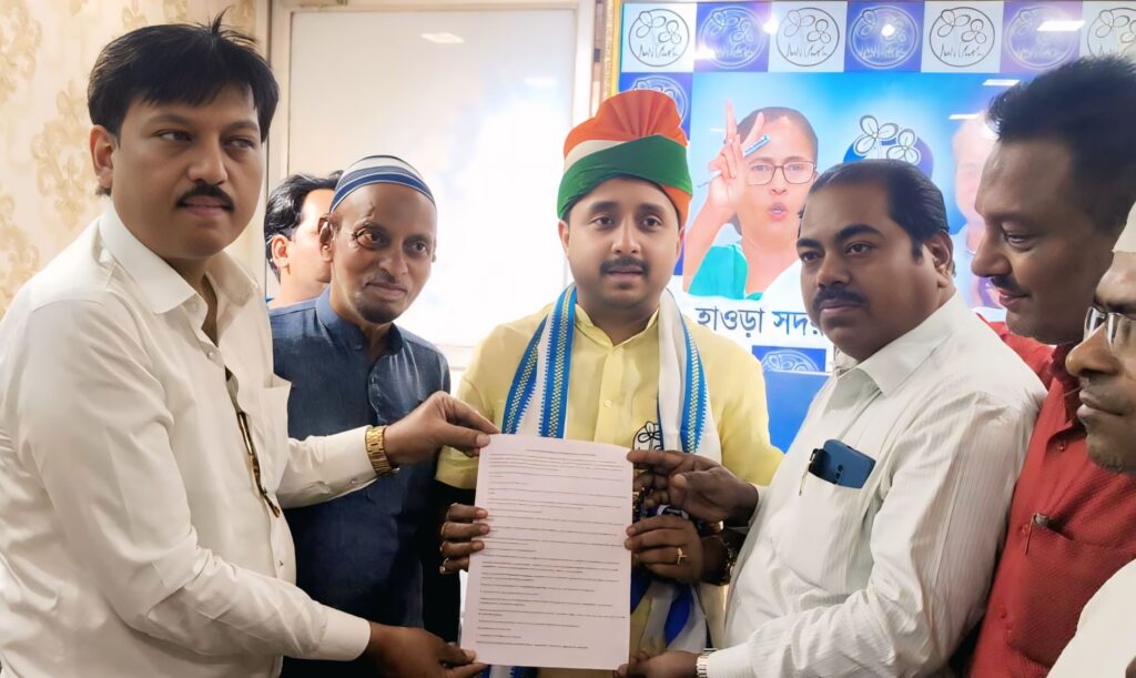 Kailash Mishra Felicitated on Eid-ul-Fitr, Showcasing Communal Harmony in Bally