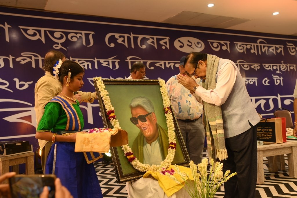 Atulya Ghosh’s 123rd Birth Anniversary Celebrated with Grandeur at Bidhan Shishu Udyan