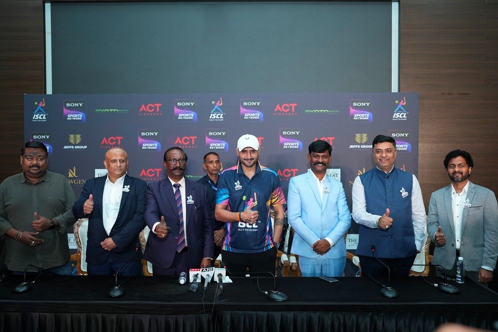 ISCL Season 2 Kicks Off with 32 Teams and 127 Matches, Sets Sights on Taking Softball Cricket National