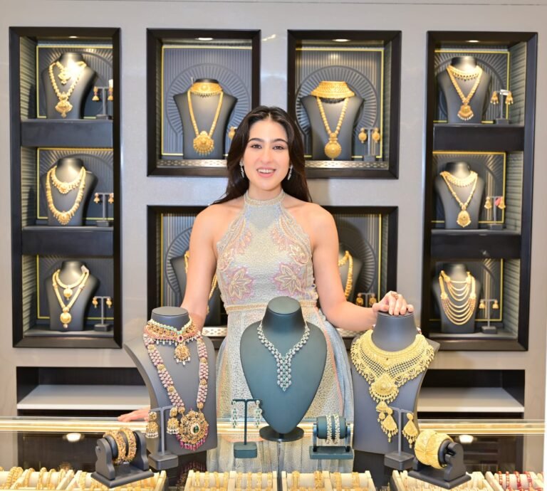 Sara Ali Khan Inaugurates Kalyan Jewellers’ New Showroom in Kolkata’s Kankurgachi
